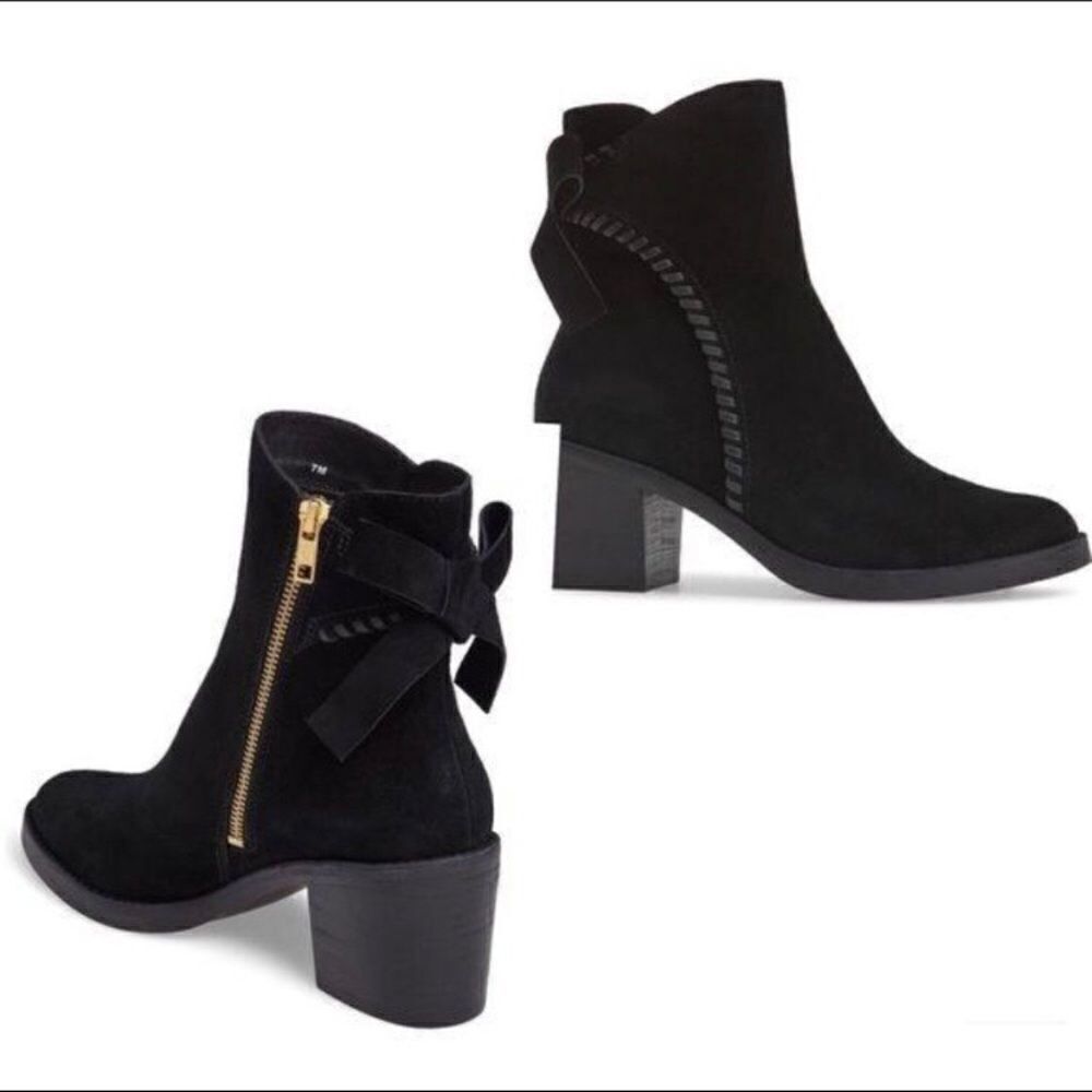 Ugg Fiase Whipstitched Suede Leather Bow Boots 9.5 Heeled Booties Ankle Black